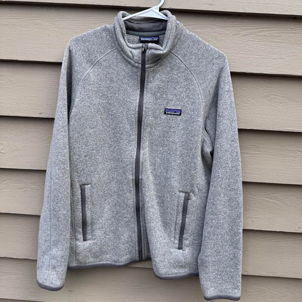 Patagonia Men's Grey Jumper